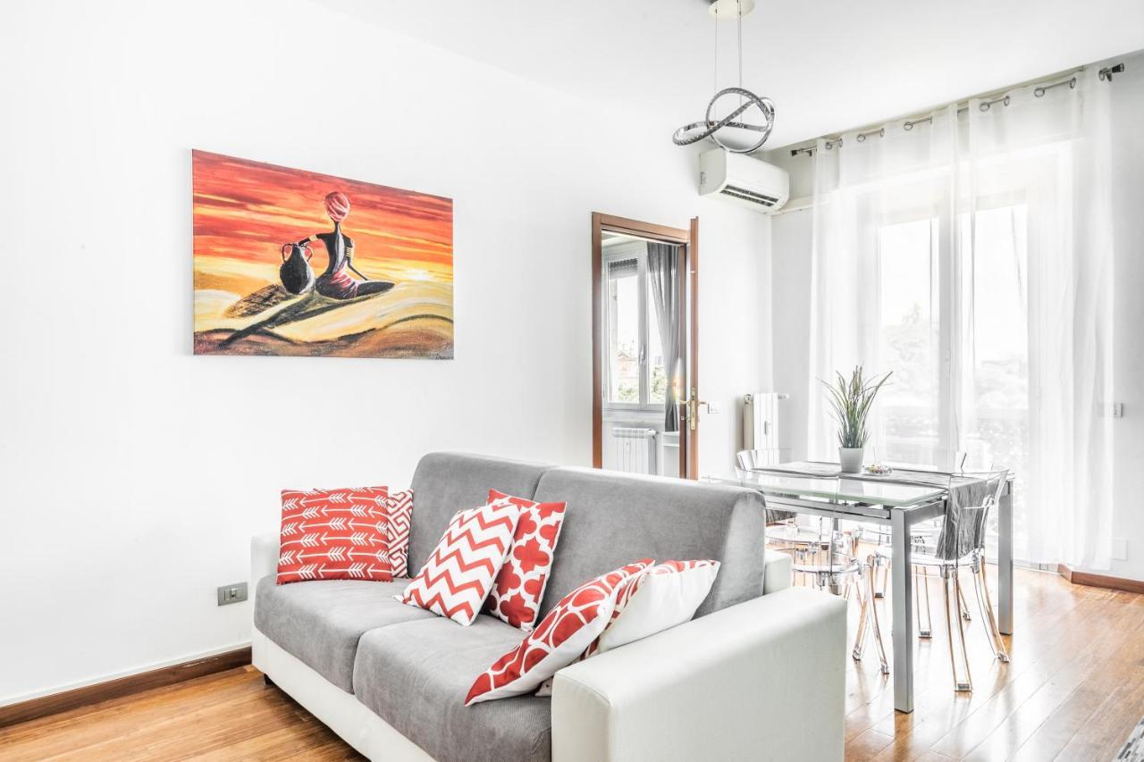 Apartamento 'Tribal House' Sansiro-Rhofiera-Duomo Milán Exterior foto