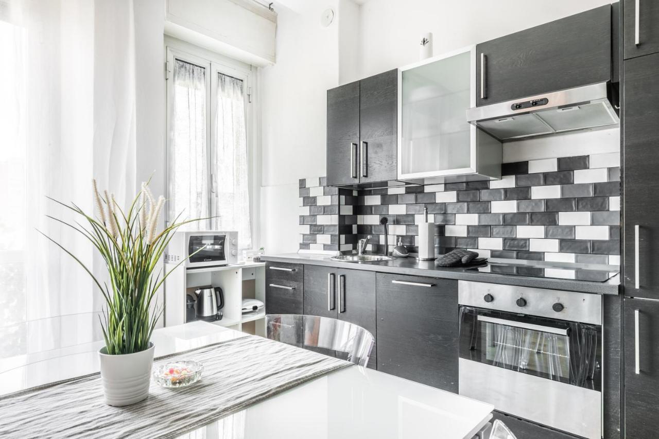 Apartamento 'Tribal House' Sansiro-Rhofiera-Duomo Milán Exterior foto